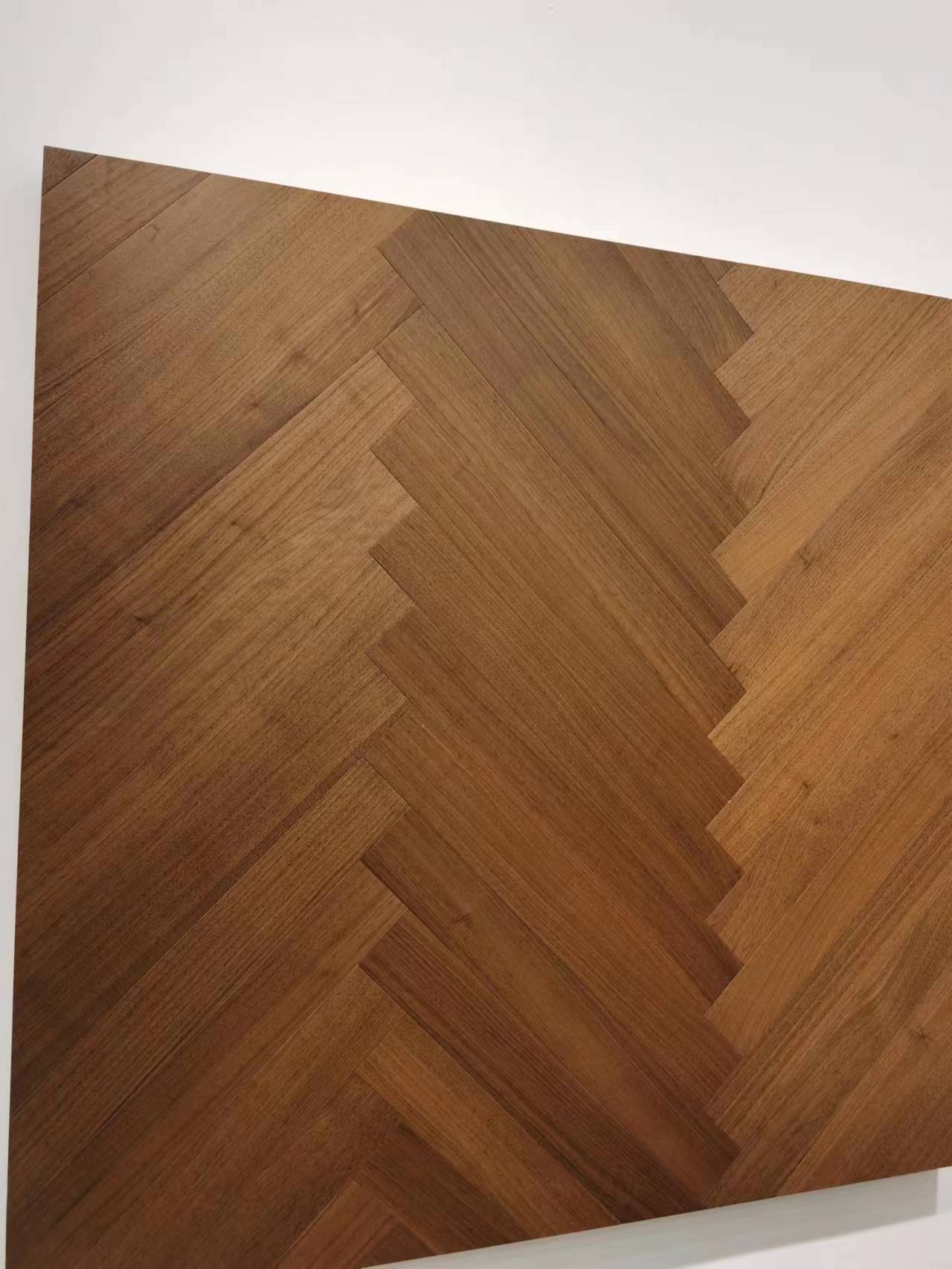 Muchenyipin - Custom All-Birch-Base Herringbone Black Walnut Flooring