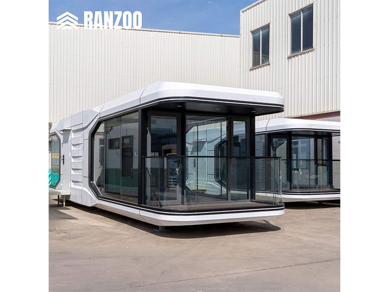 Future Modular Resort House - Container & Steel Materials for Hotels and Mobile Capsule Rooms