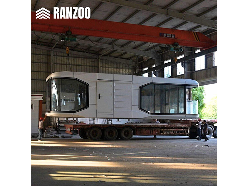 Future Modular Resort House - Container & Steel Materials for Hotels and Mobile Capsule Rooms 6
