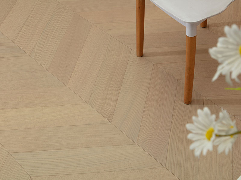 MEZOO Flooring - 99 Series Chevron Russian All-Birch - Straight-Grain Oak KY9953 3