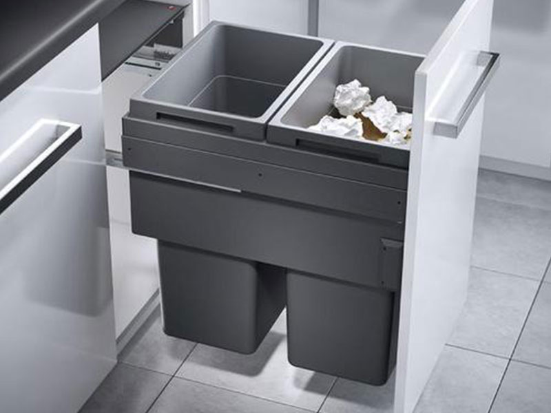 BRUNHOME - Hardware - Door-Mounted Trash Bin