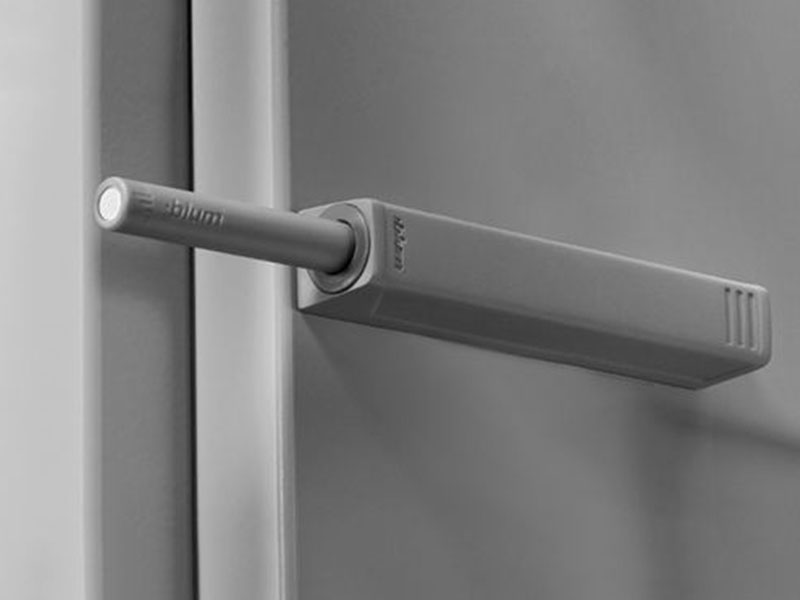 BRUNHOME - Hardware - Blum Tip-On Push-to-Open